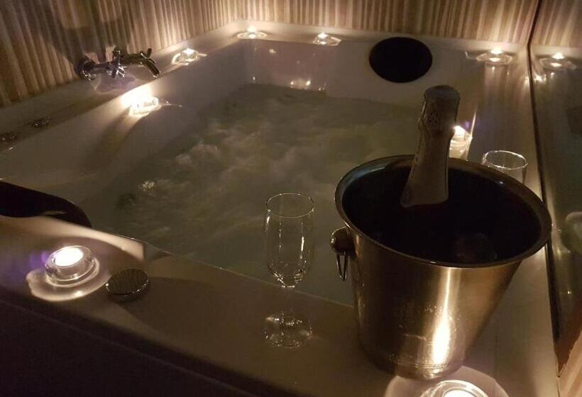 اتاق استاندارد با وان آب گرم, Junior Suites Con Jacuzzi