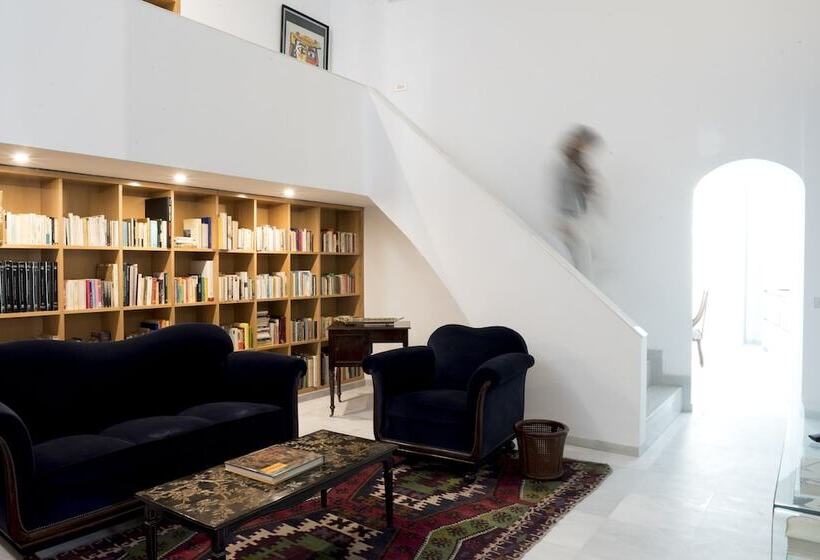 آپارتمان دوبلکس 1 خوابه, Palacio Mármoles