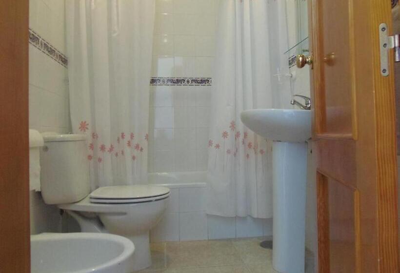 اتاق استاندارد, Hostal La Parada