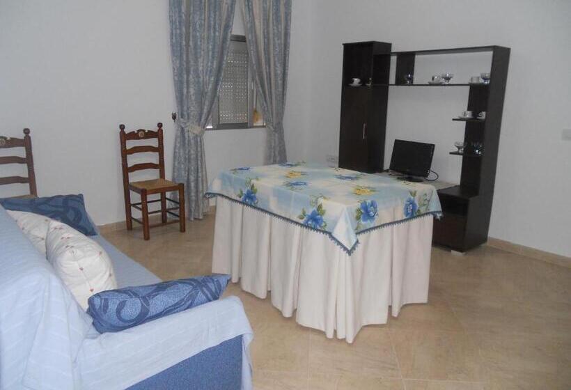 اتاق خانوادگی, Hostal La Parada