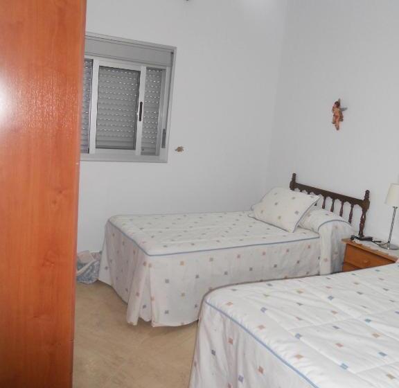 اتاق خانوادگی, Hostal La Parada
