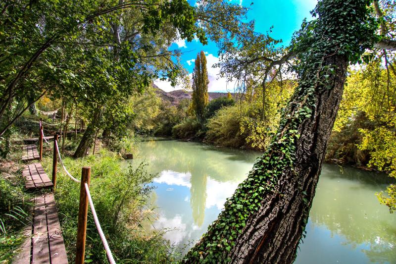 سوییت لوکس, Xuq Lomas De Ruvira