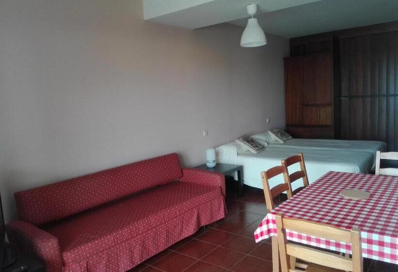 استودیوی استاندارد, Casa Tésera
