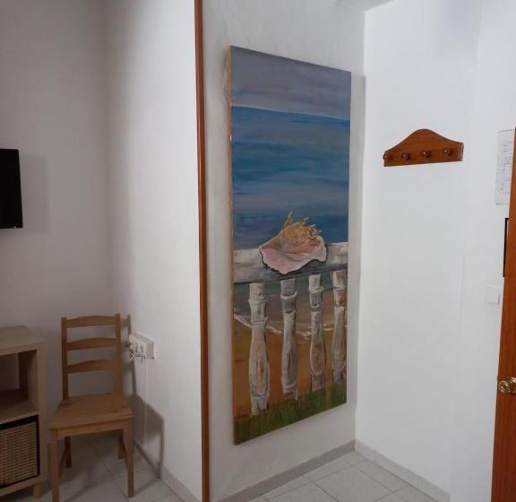 اتاق استاندارد, Hostal Manolo