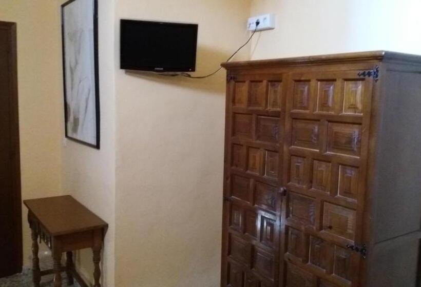 اتاق استاندارد با چشم‌انداز, Hostal Manolo