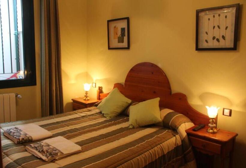 اتاق استاندارد, Hostal Maury