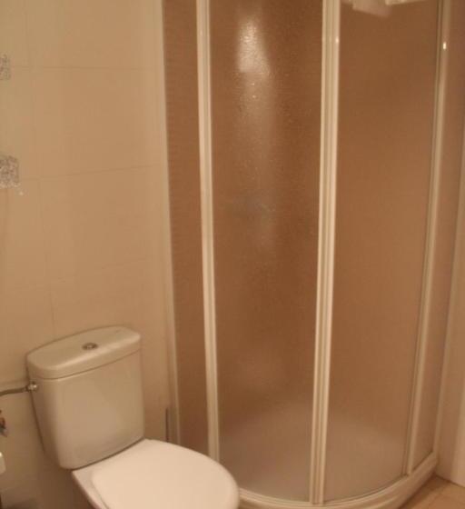 اتاق استاندارد, Hostal Maury