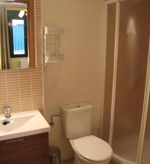 اتاق استاندارد, Hostal Maury