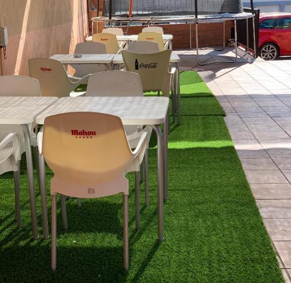 اتاق استاندارد, Hostal Seseña