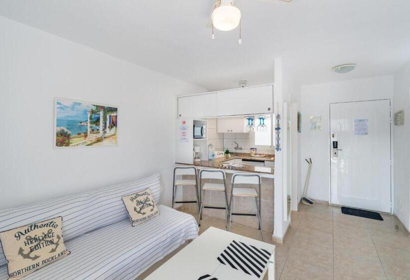 آپارتمان 1 خوابه با چشم‌انداز استخر, Calypso Oasis Apartments