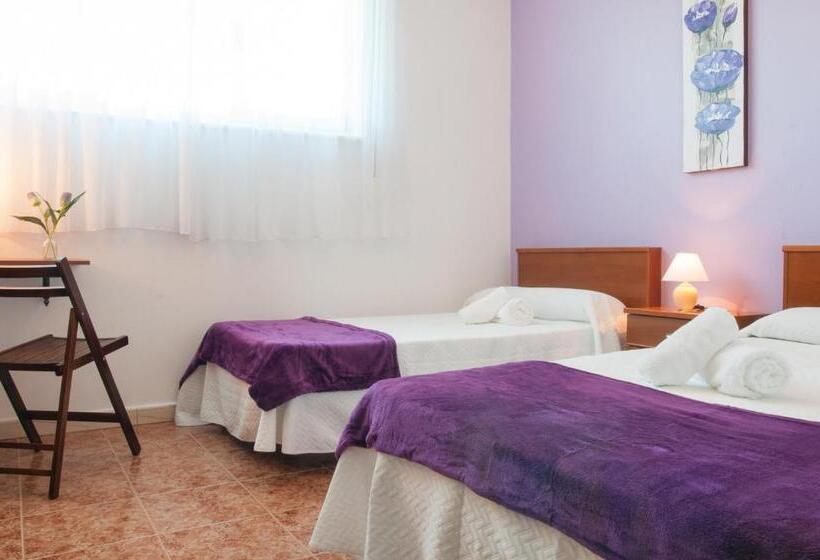 اتاق استاندارد سه نفره, Casa Marino Pensión
