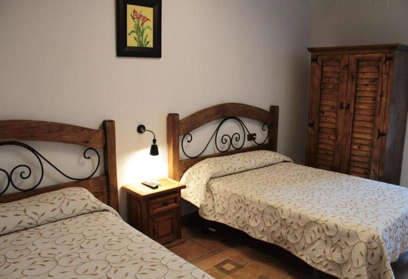 اتاق استاندارد, Casa Rural Puerto Del Emperador