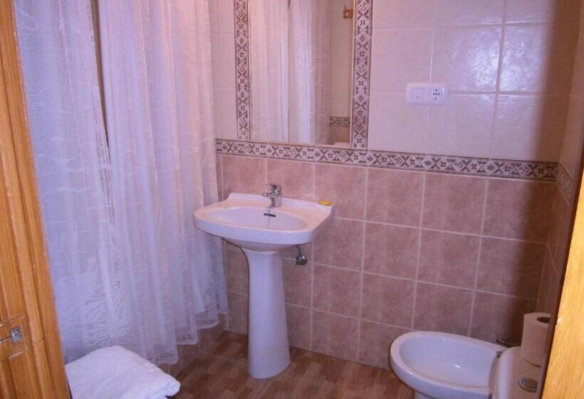 اتاق استاندارد یک نفره, Hostal Rural El Caminero