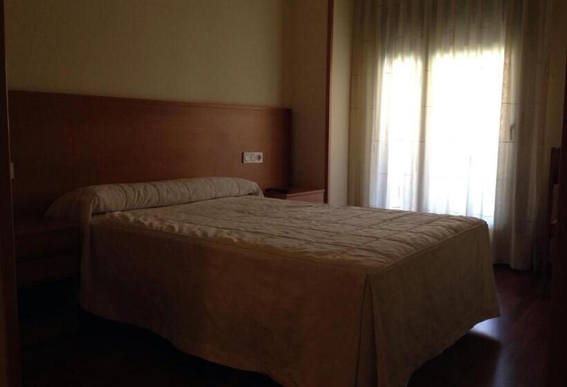 اتاق استاندارد, Hostal El Poligono