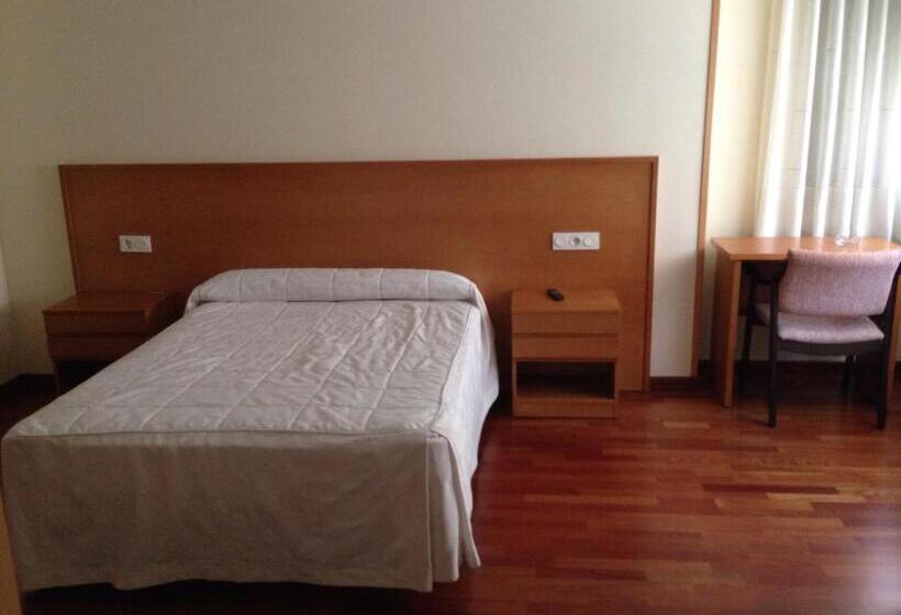 اتاق استاندارد, Hostal El Poligono