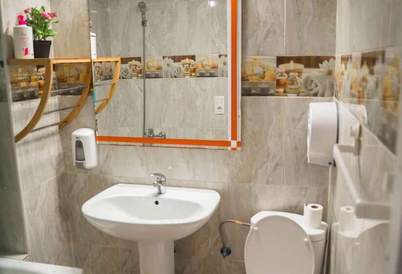 اتاق استاندارد, Go Bcn Hostal Ideal Badal   Hostel