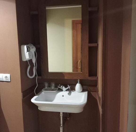 اتاق سوپریور, Hostal Medievo