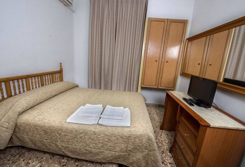 اتاق استاندارد, Hostal Santa Barbara