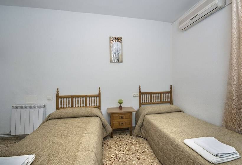 اتاق استاندارد, Hostal Santa Barbara