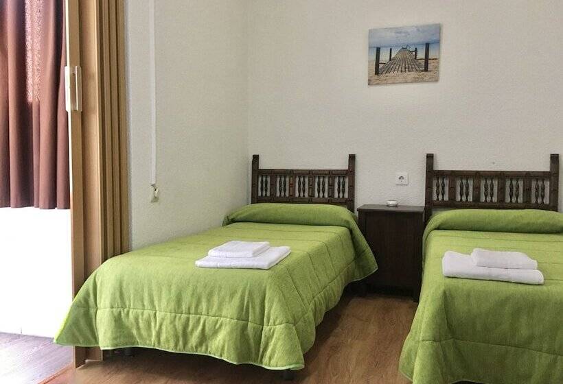 اتاق استاندارد, Hostal Santa Barbara