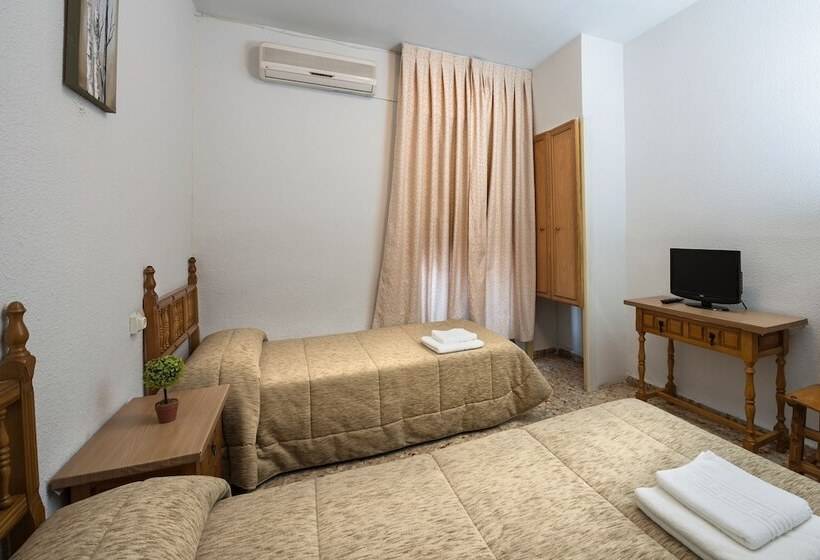 اتاق استاندارد, Hostal Santa Barbara