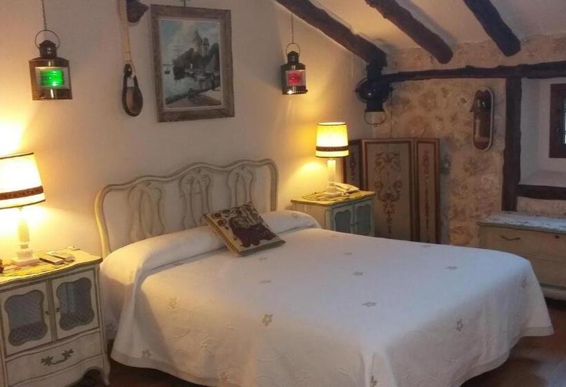 اتاق استاندارد, Rural El Secreto Del Castillo