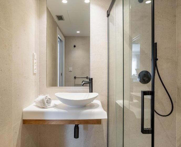 اتاق استاندارد, Boutique Berazadi Berri