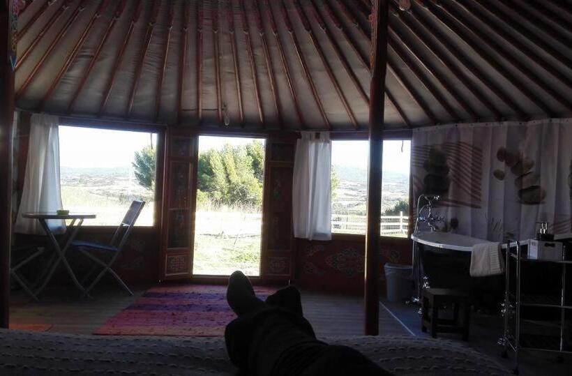سوییت لوکس, Campo De Reyes