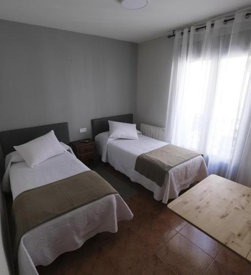 اتاق استاندارد, Hostal Restaurante Goya