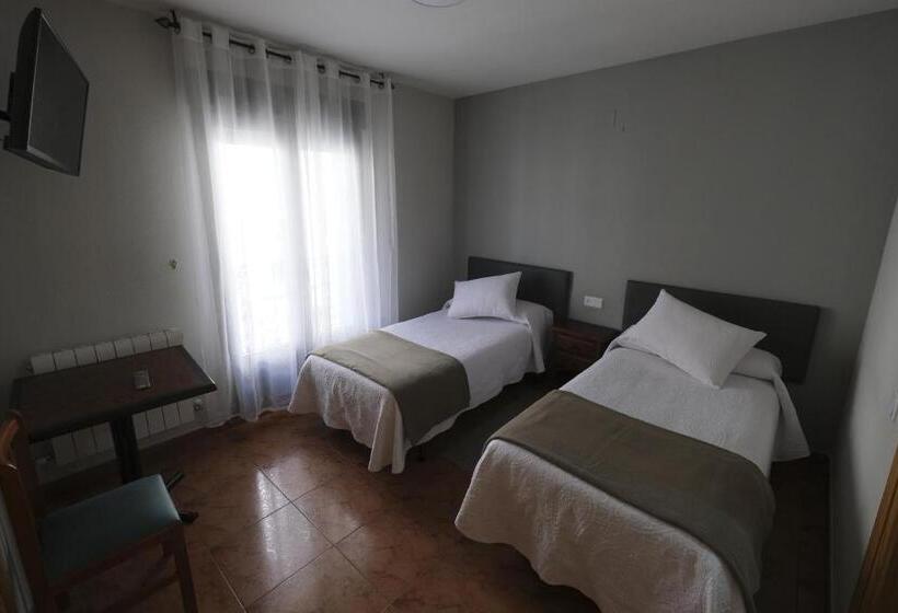 اتاق استاندارد, Hostal Restaurante Goya