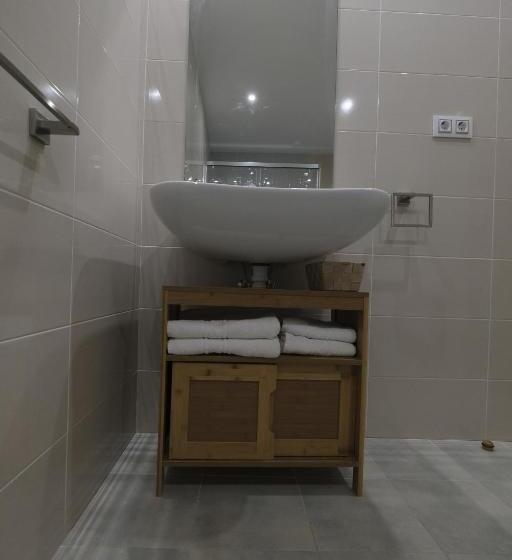 اتاق استاندارد, Hostal Restaurante Goya