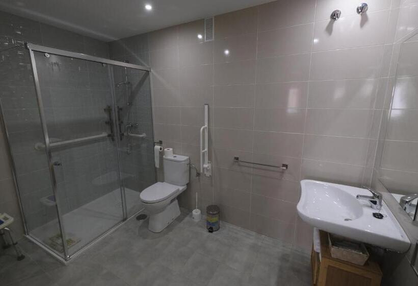 اتاق استاندارد, Hostal Restaurante Goya