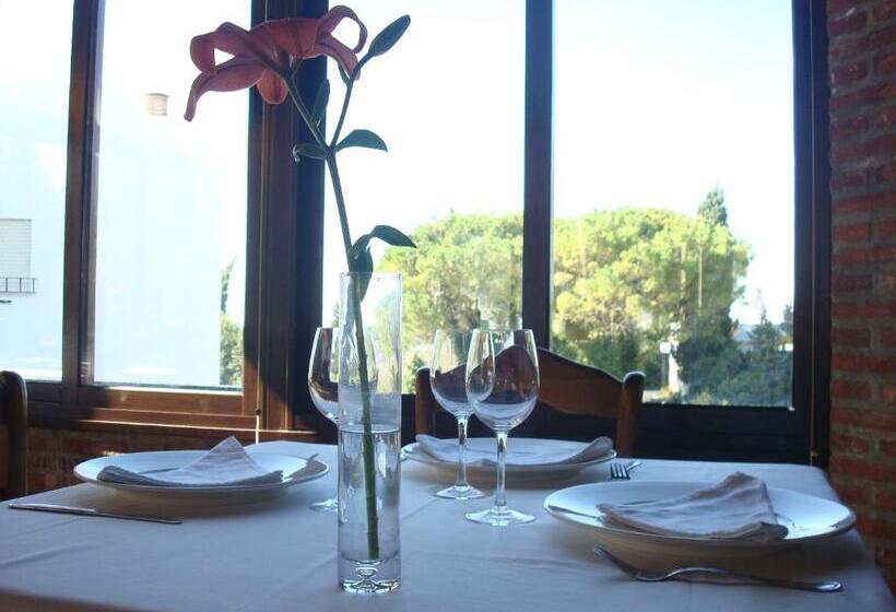 اتاق استاندارد, Restaurante El Duque