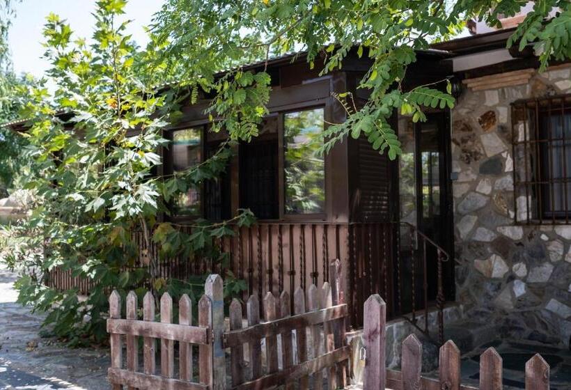 سوییت با چشم‌انداز باغ, Rural Finca La Herencia