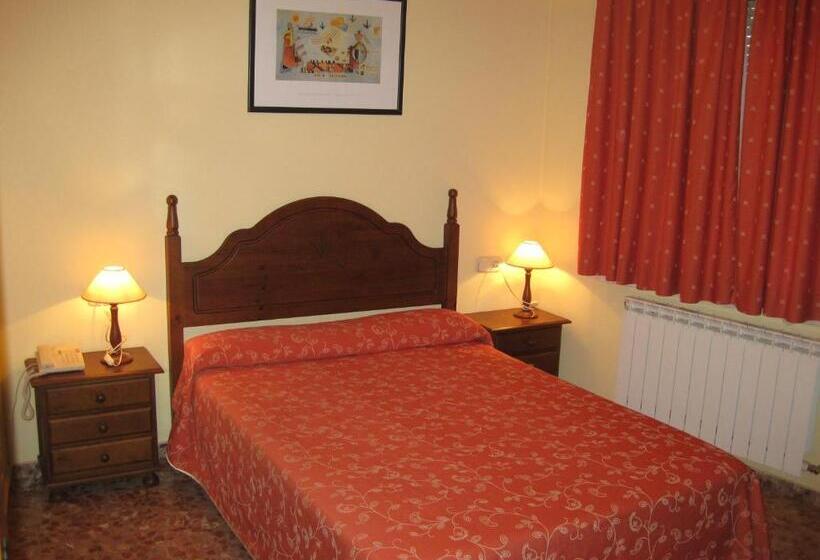 اتاق استاندارد, Hostal Alvaro I