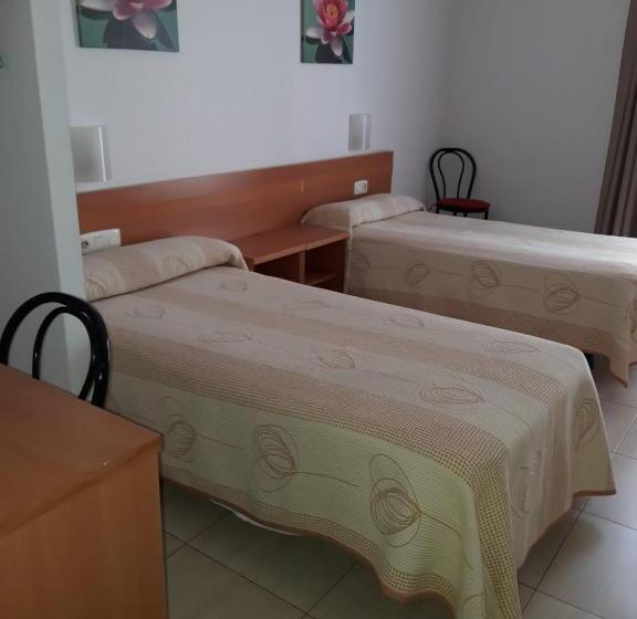 اتاق استاندارد, Hostal Cal Siles