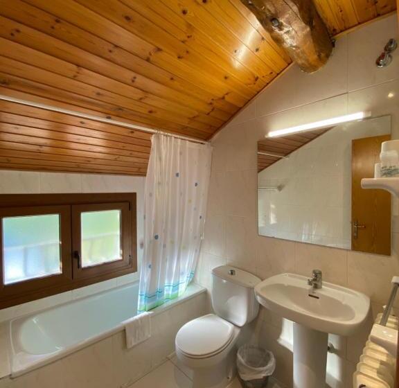 スタンダードトリプルルーム, Hostal Can Josep