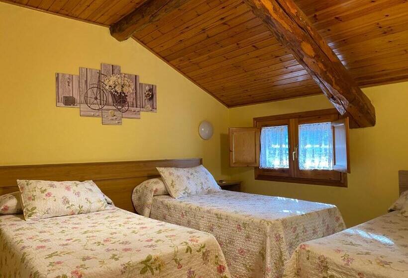 スタンダード４人部屋, Hostal Can Josep