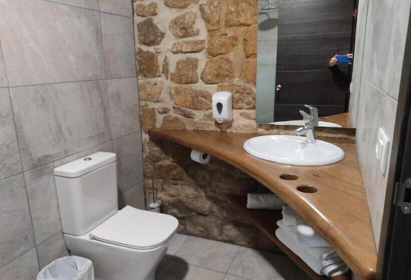 اتاق لوکس, Hostal Suetxe