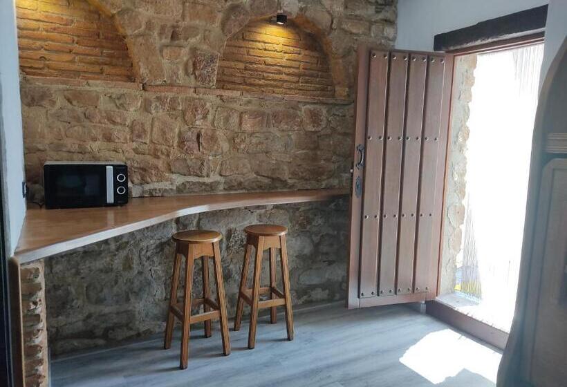 اتاق لوکس, Hostal Suetxe