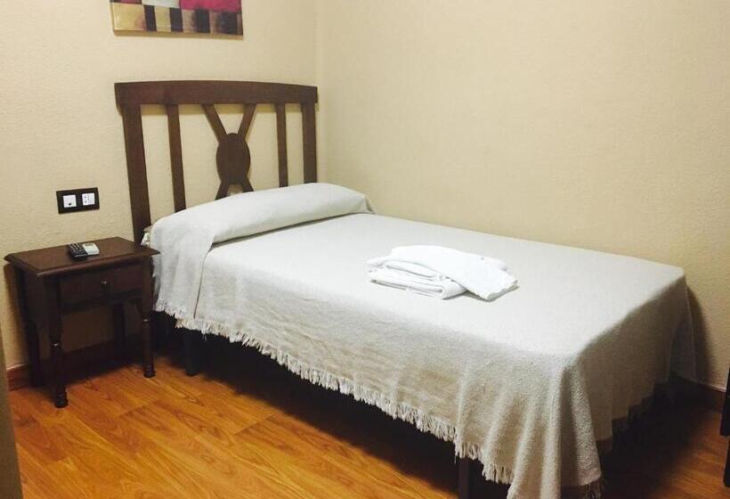 اتاق استاندارد یک نفره, Hosteria Verahouse