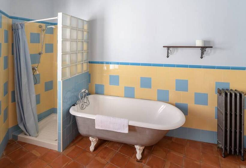 اتاق لوکس, La Flamenca Inn