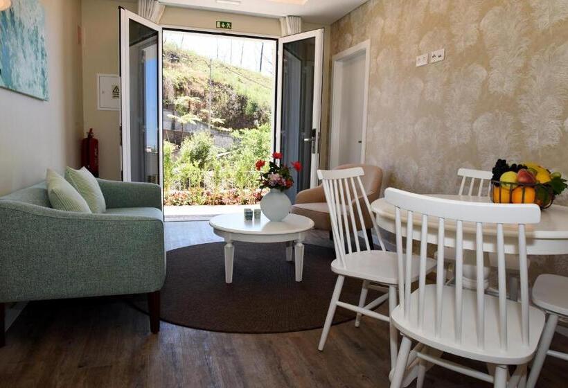 اتاق استاندارد با چشم‌انداز باغ, Ourmadeira   Babosas Village, Gardénias And Greenspaces