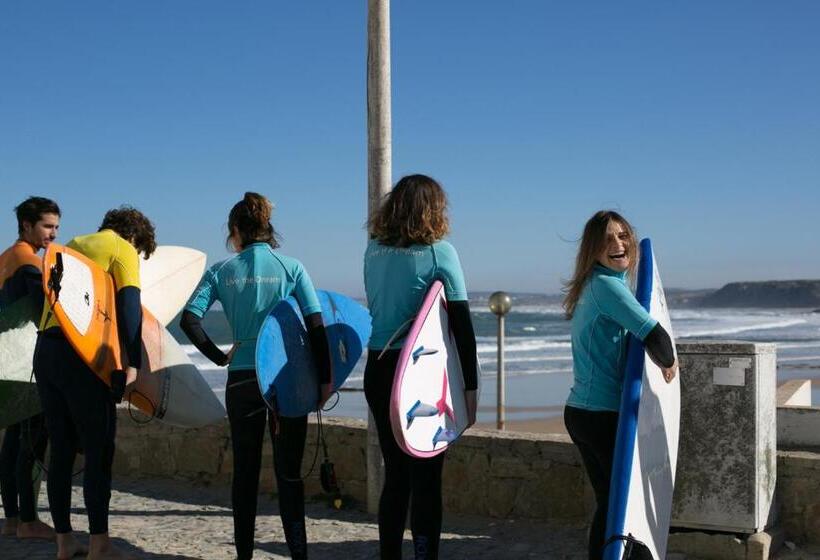اتاق استاندارد با چشم‌انداز دریا, Balili Surf House