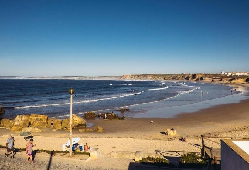 خانه 4 خوابه, Balili Surf House