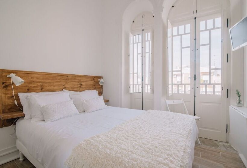 اتاق استاندارد, Guestmar