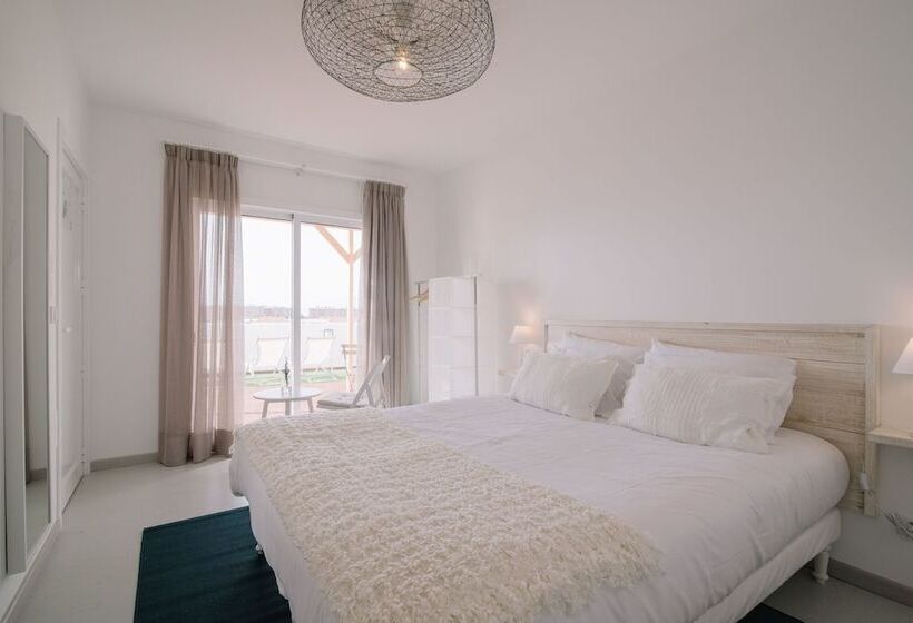 اتاق لوکس, Guestmar
