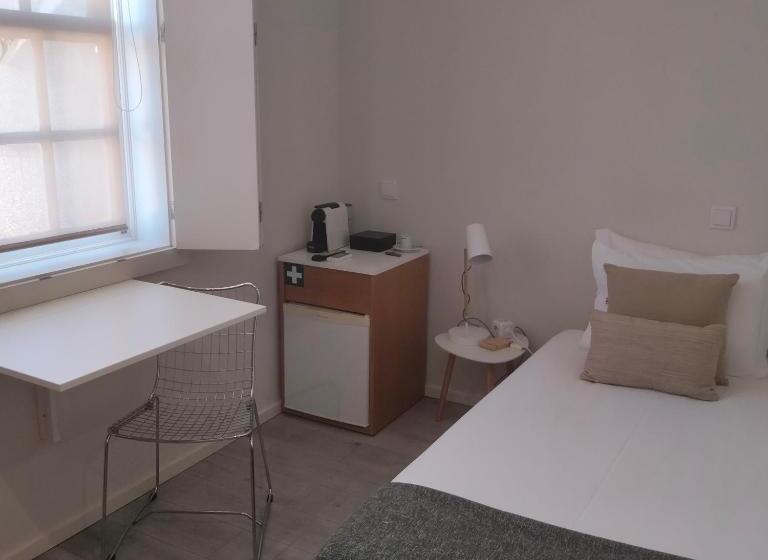 اتاق استاندارد یک نفره, Souto Guest House