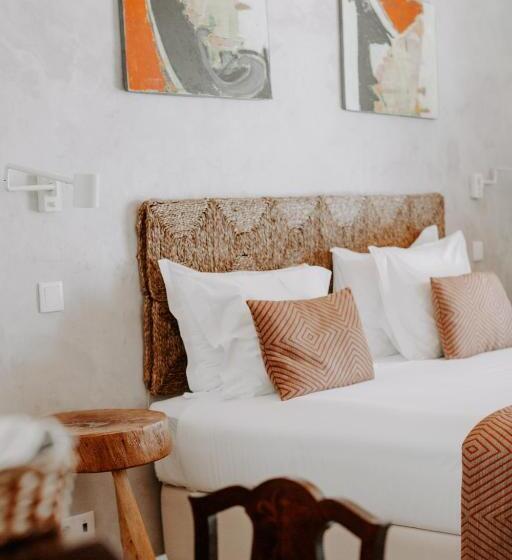 اتاق سوپریور با چشم‌انداز استخر, Ponte Pedra   Melides Country House Adults Only
