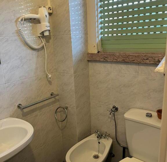 اتاق استاندارد یک نفره, Alvalade Ii Airport Guest House